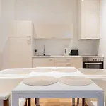 Yoga 아파트