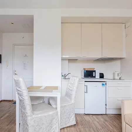 Yoga 아파트호텔 탈린